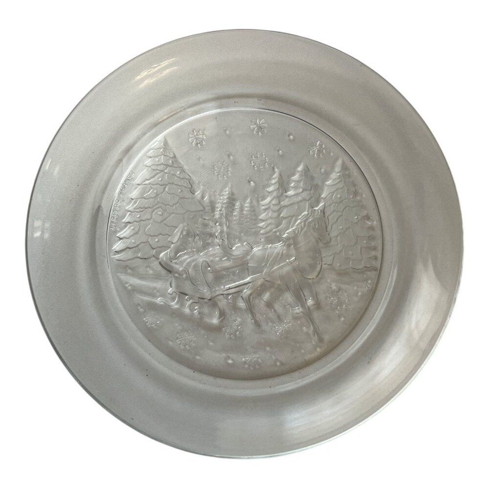 Vintage Arcoroc France Frosted Glass Christmas Plate Winter Sleigh Scene 7.5 Inc